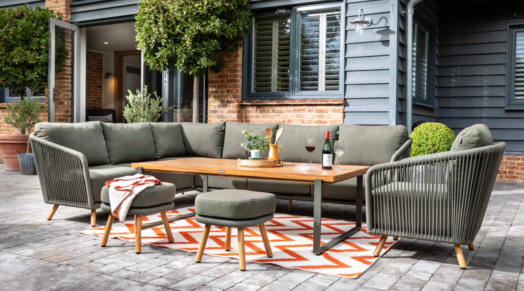 Elevate Your Outdoor Living Space